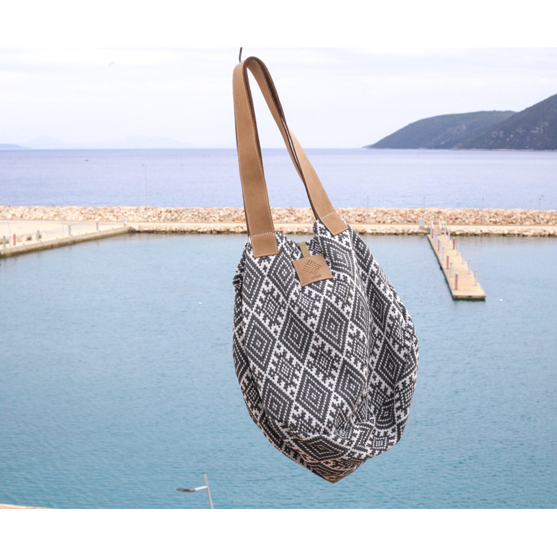 Aire light grey bag A0003